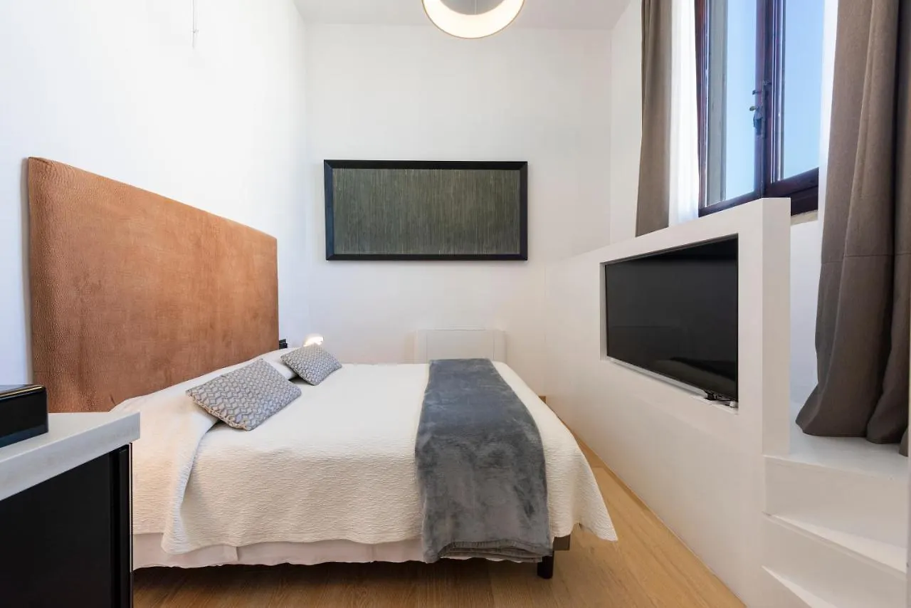 B&B Soggiorno Battistero Флоренция Италия